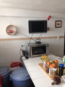 Ingenious coke can innovation on those TV antennae in the kitchen